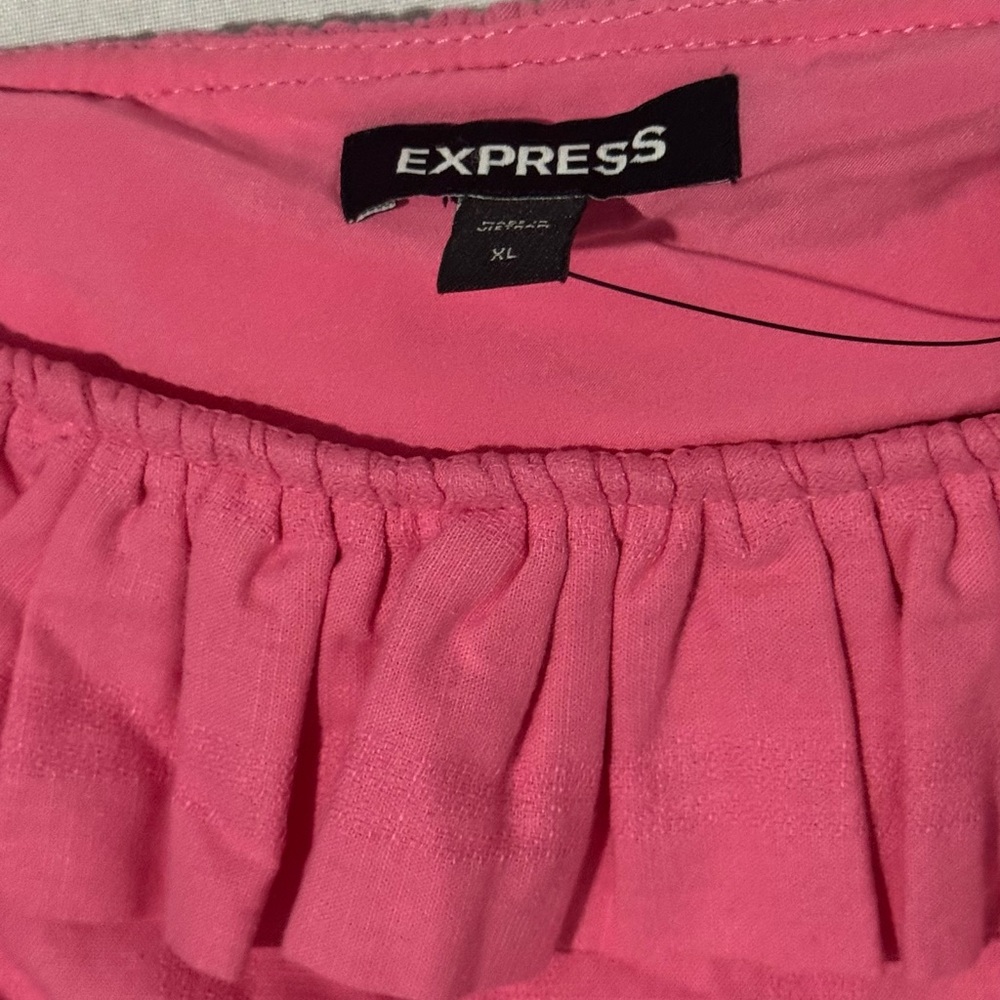Express Women's Pink Ruffle Tank Top - Picture 3 of 3